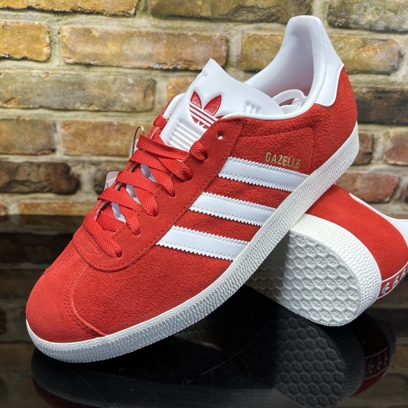 adidas Other - Adidas Gazelle Mens Size 11.5 Low Top Suede Shoe Red Scarlet Cloud White JI1534